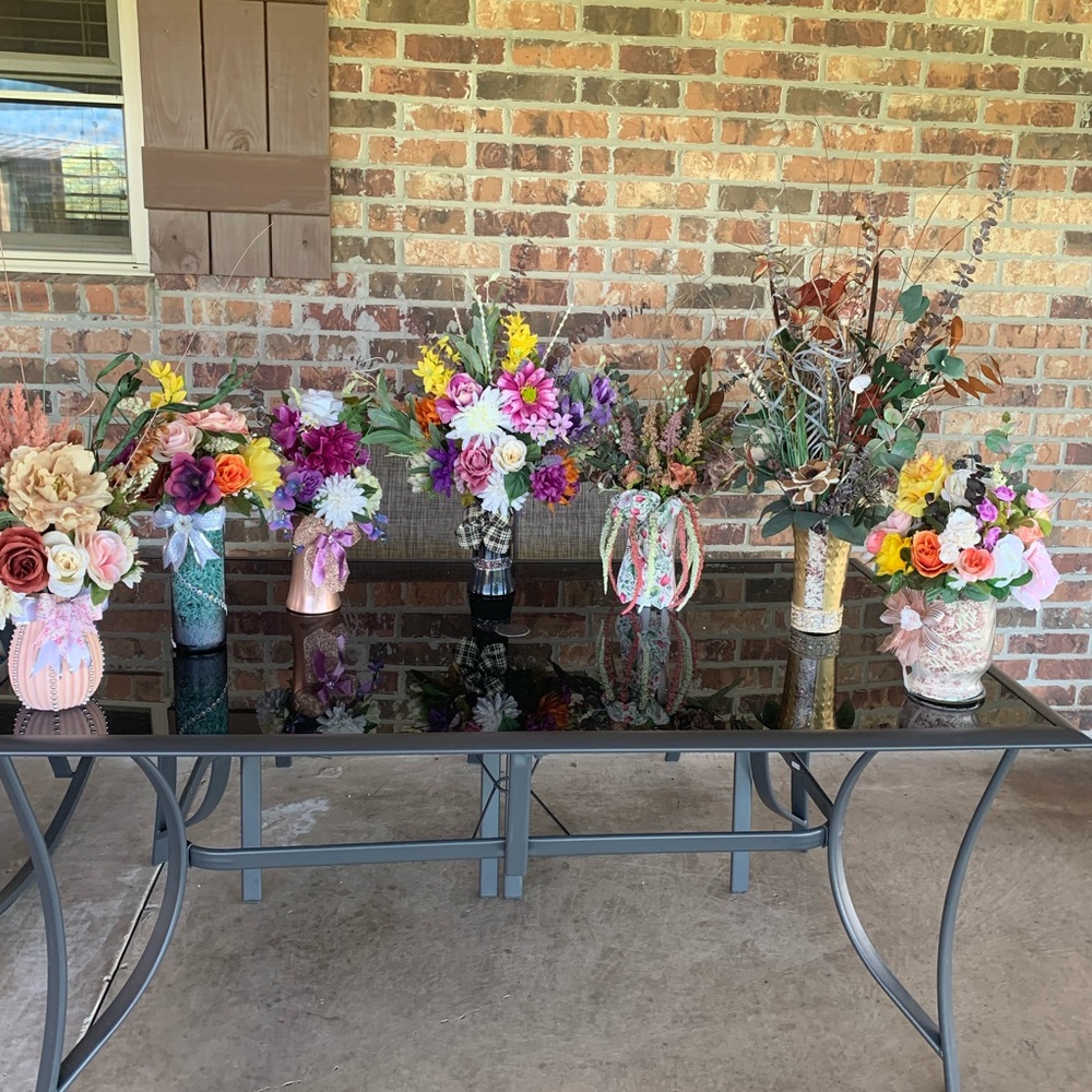 Floral Arrangement for a CAUSE!